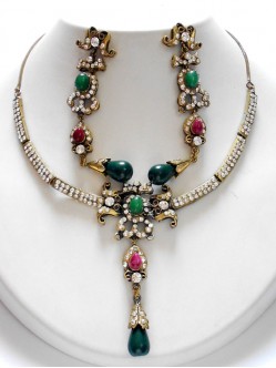 Victorian-Jewelry-Set-1750VN483